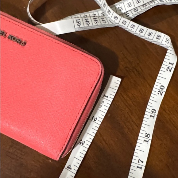 Michael Kors wallet - Picture 10 of 10